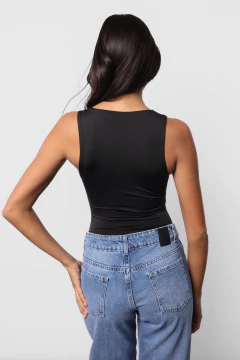 BODY PROOF en internet