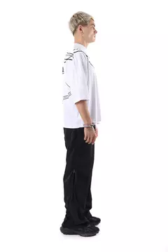 REMERA BOXY WIRED