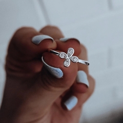 Anillo florcita con cubic Plata 925