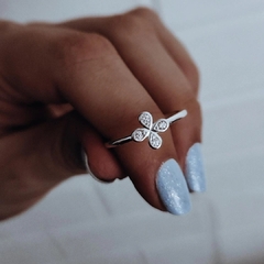 Anillo florcita con cubic Plata 925 en internet