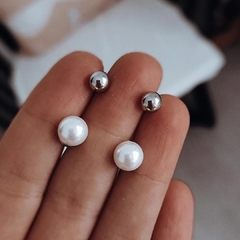 Aros dobles perla y bolita acero quirúrgico
