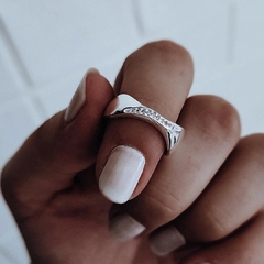 Anillo micropave en el centro Plata 925 - comprar online