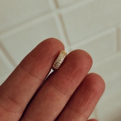 Argollita 1.1 cm bombé con micropave Baño oro 18 k