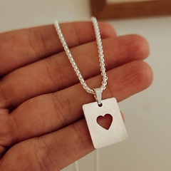 Cadena 45 cm con chapita corazón calado Acero blanco