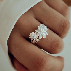 Anillo flores micropave y cubics Plata 925 - comprar online