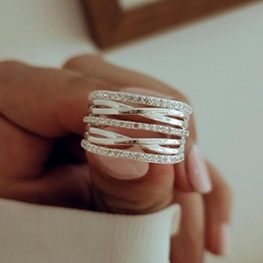 Anillo ancho cruzado con micropave Plata 925