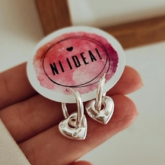 Imagen de Aros argolla 1.5 cm con corazón bombé y cubics Plata 925
