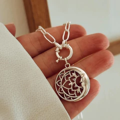 Dije luna con mandala Plata 925 - comprar online