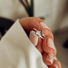 Aro cuff mariposa azul con micropave en rama Plata 925 - comprar online