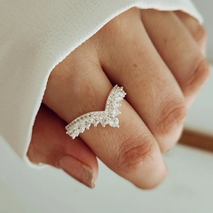 Anillo corona de circones en V Plata 925 - comprar online
