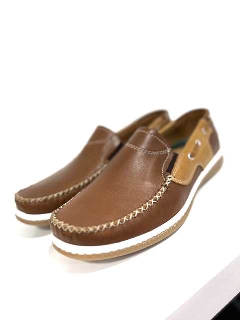 56 almendra/ camel