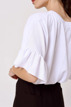 Remera Crisantemo - comprar online