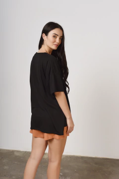 Remera Sara en internet