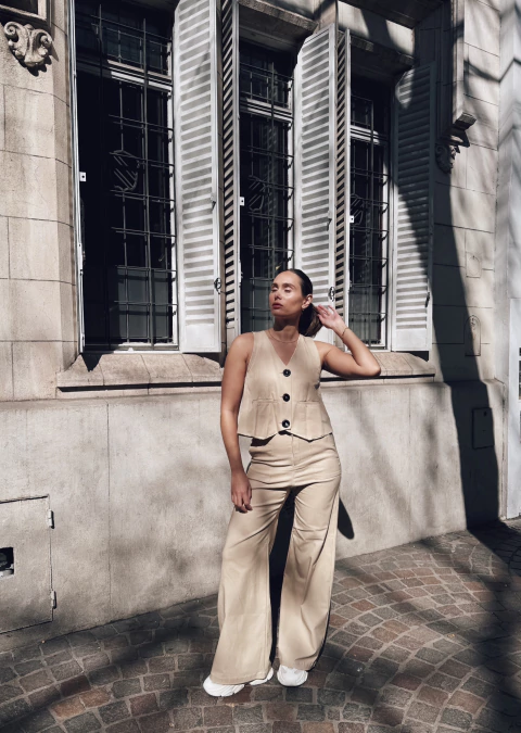 Chaleco Beta Sol en internet