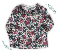 CAMISA CHOCOLATE FLORES BLANCA
