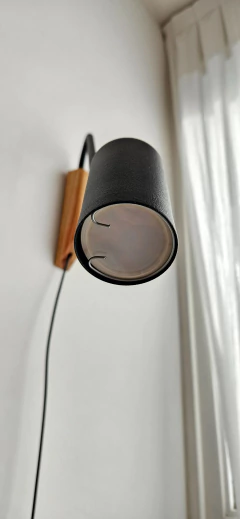 APLIQUE DE PARED MIRA DICRO en internet