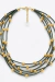 Collar con múltiples hilos y cuentas metálicas en internet