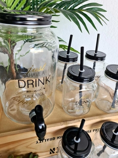 Dispenser con jarritos - comprar online