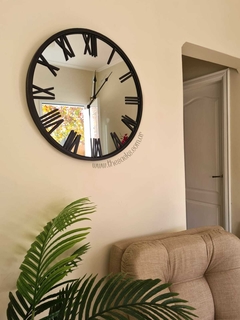 Reloj Black Mirror 60cm - comprar online