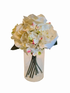 Bouquet rosas & hortensias white