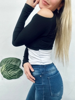 CAMISETA MERLINA - tienda online