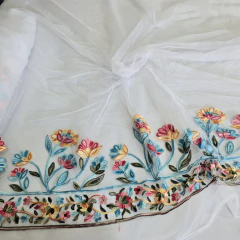 Tecido Tule Branco Bordado no Barrado com Flores na internet