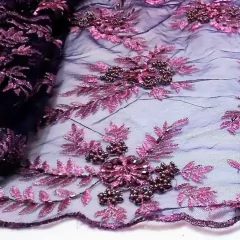 Tule Bordado com Flores e Pedraria Surreal na internet