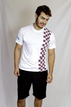 Camiseta MC Gola O em Algodão