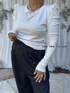 Remera · Aura · manga princesa en internet