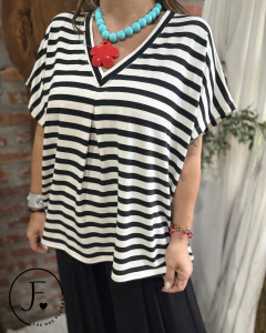 Remera · STRIPES · Escote v - comprar online