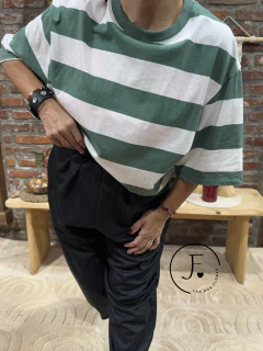 Remera · Boxy Fit · Ancha