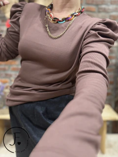 Imagen de Remera térmica · Aura · manga princesa