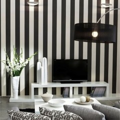 Imagem do Papel de Parede Listrado Branco e Preto Vertical