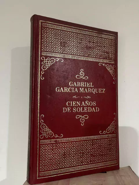 Cien Años de Soledad - Gabriel García Márquez - Editorial Oveja Negra - Tapa Dura - ISBN 8482806866 - comprar online