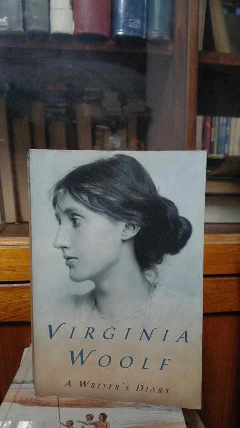 A Writer´s Diary Virginia Woolf-precio libro- Editorial: A Harvest Book ISBN 015602791 7