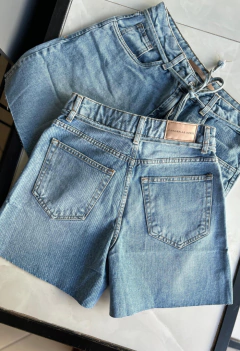 Shorts Jeans - Flor de luxo - sua loja Online 