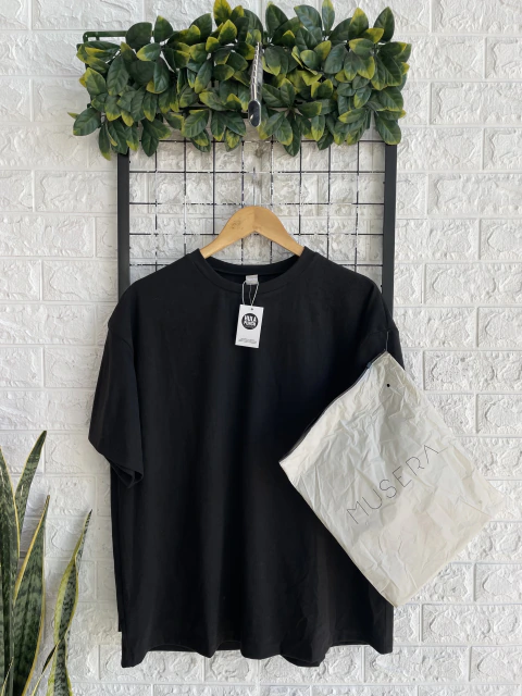 REMERA SHEIN MUSLERA NUEVA T.M NE (49637)