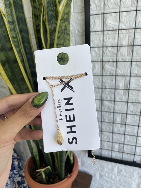 COLLAR SHEIN GOTA NUEVO DOR (33647)