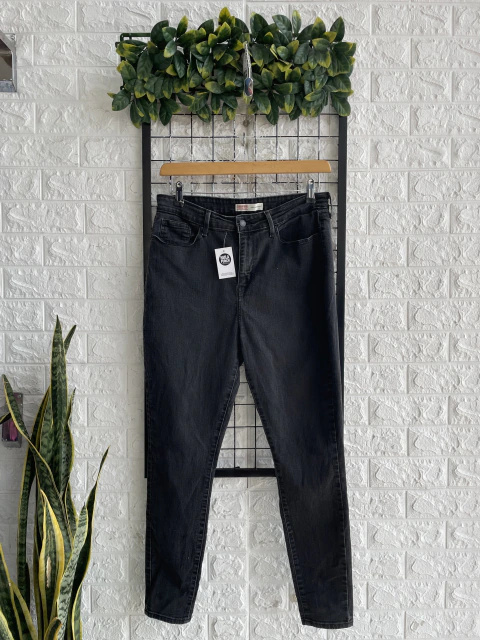 JEAN LEVIS HIGHT RISE T.44 NE (48717)
