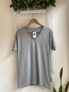 REMERA HANES NUEVA T.M GR (E18483)