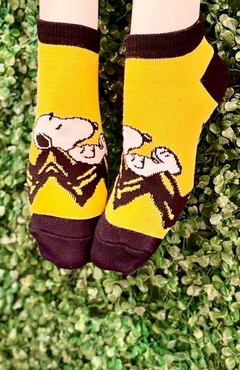 Soquetes Snoopy amarillas en internet