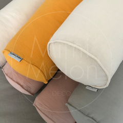 Imagen de Almohadones rollo / caramelo tusor color