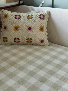 Almohadón Alba- Tejido Crochet - Mimi Melón Deco