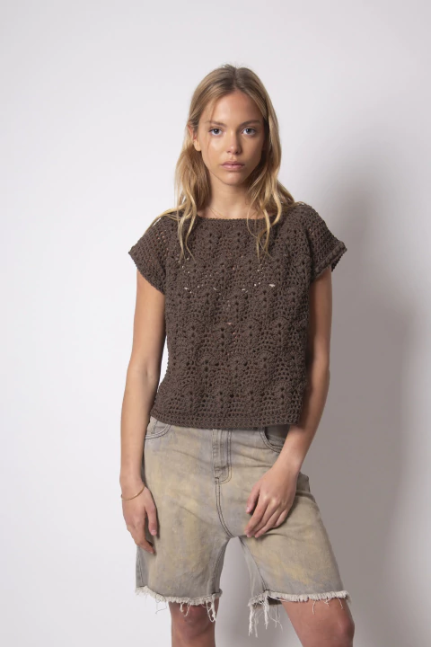 remera Lentini chocolate - comprar online