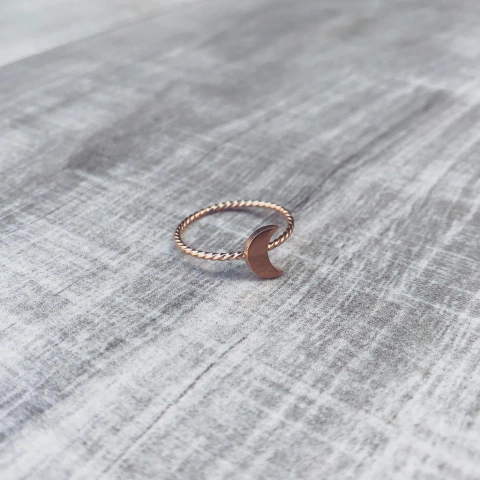 Anillo Twisteli Luna gold AN - Acero Dorado