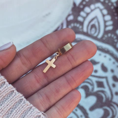 Aro Clack Cruz Gold - Acero dorado A9