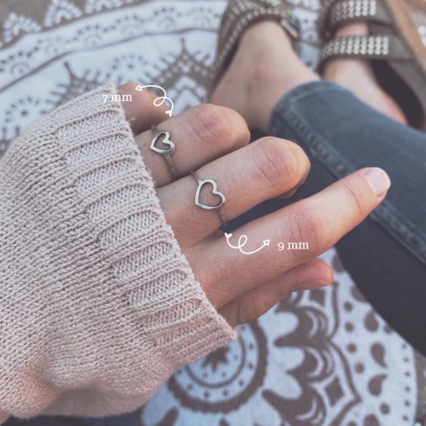 Anillo Mini Corazones - Acero Quirúrgico CC