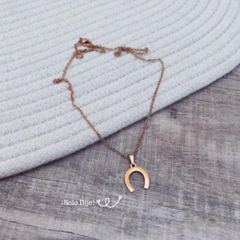 Dije Lucky gold - Acero Dorado J9 bis