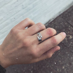 Anillo Otomi - Acero quirúrgico Z14