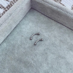 Aro Ceja Basic- Titanio A13.B